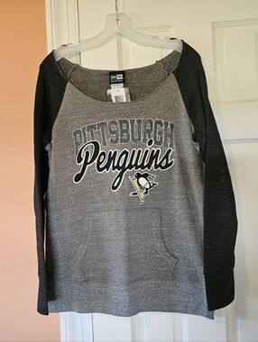 Official Pittsburgh Penguins Sweatshirt